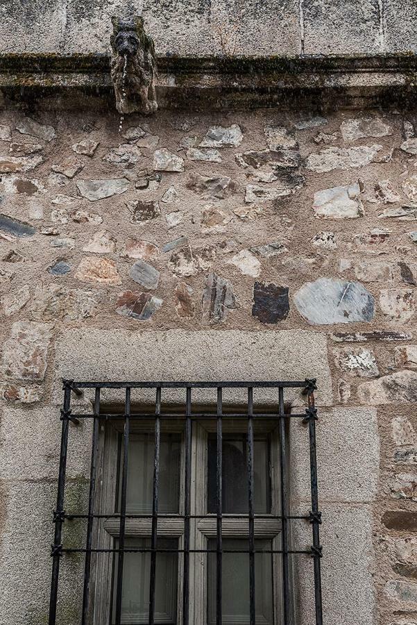 Domus Seleqtia Plaza De Santiago Apartment Caceres Exterior photo